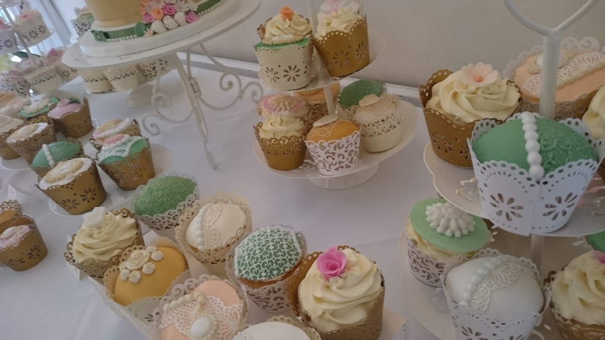 Wedding cupcakes